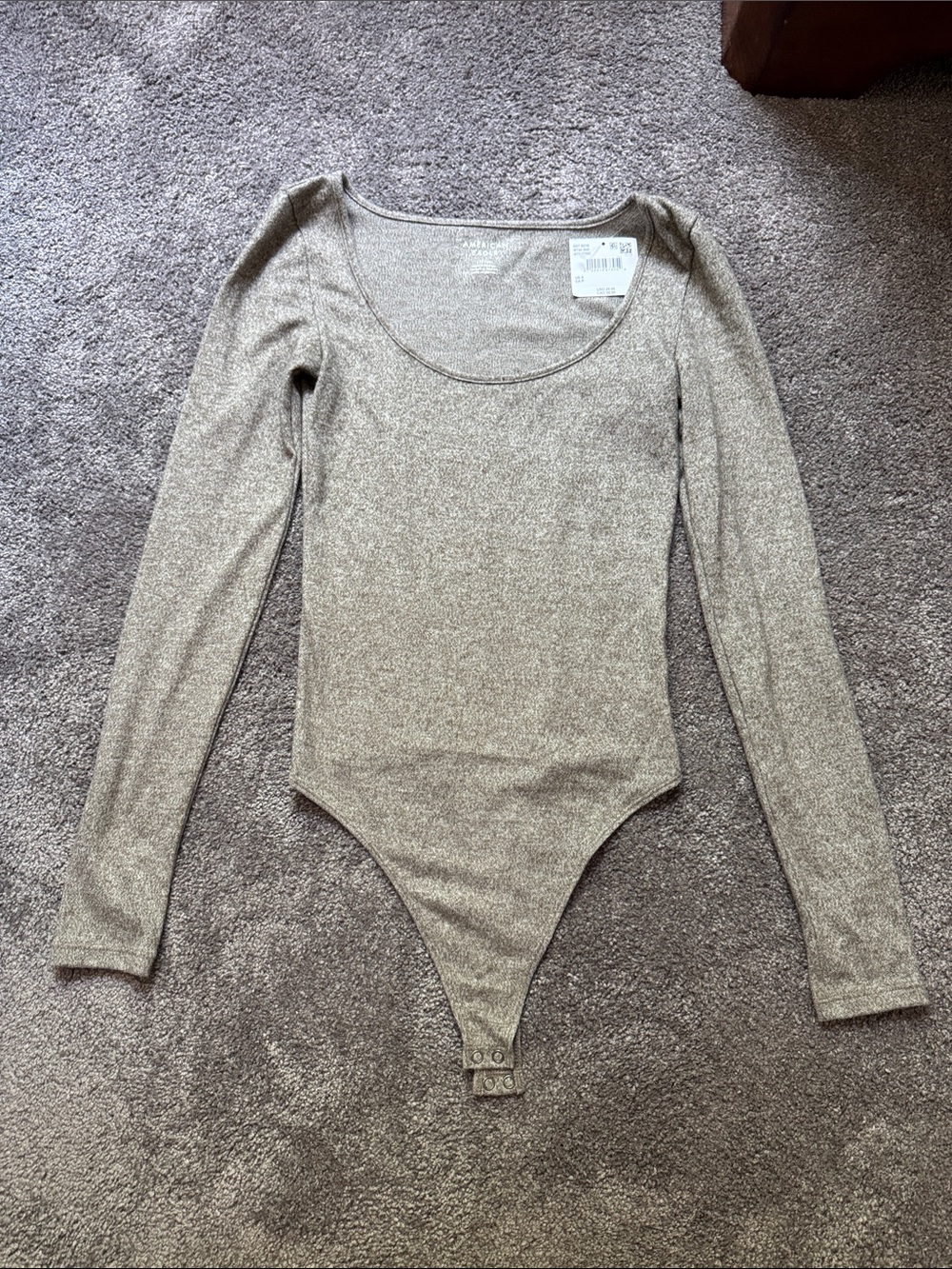 American Eagle Women’s long sleeve scoop neck Bodysuit Sz S NWT heathered taupe